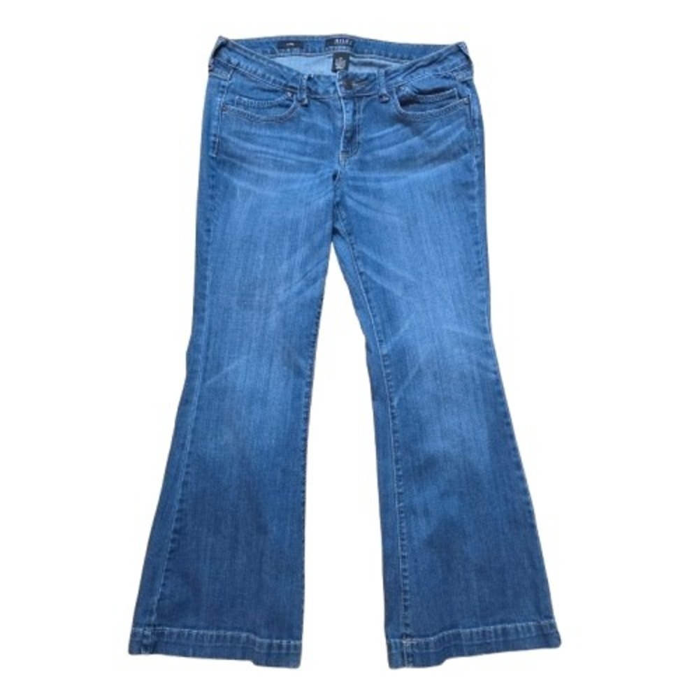 a.n.a Jeans Size 12P Petite Flare Medium Wash Low Rise Blue Denim